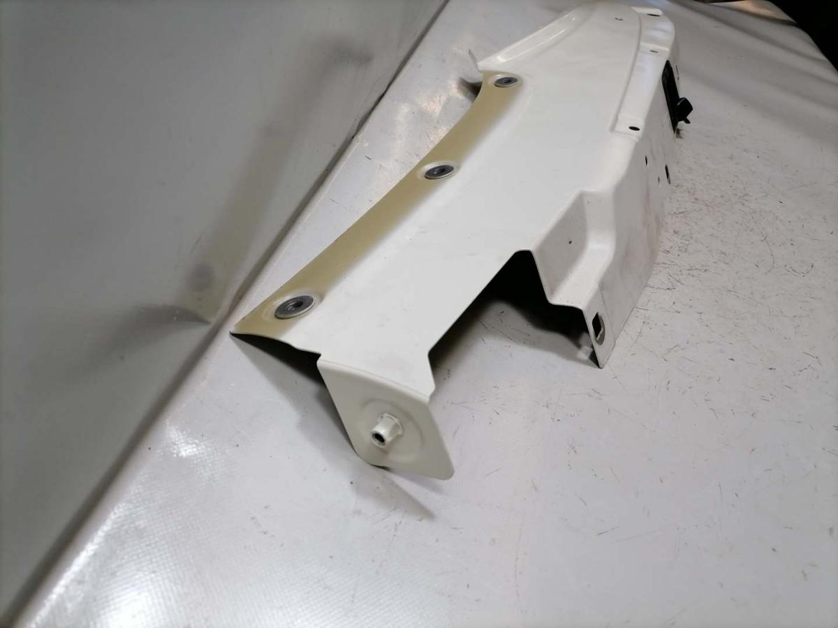 Porsche Macan original Kotfl&uuml;gel vorn links Oberteil Bj.2015